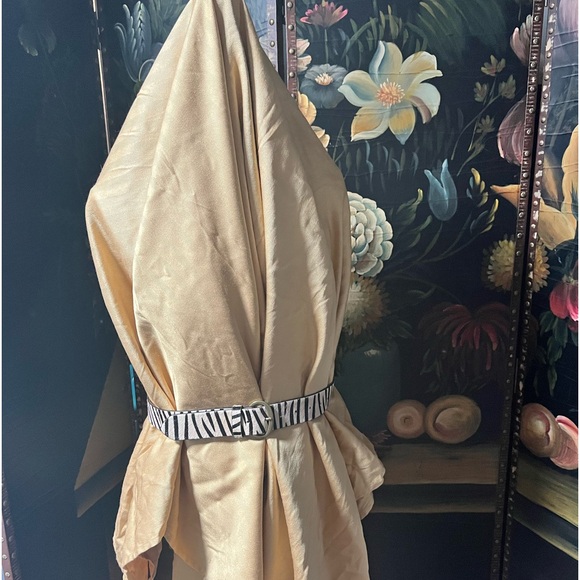 Women's LOFT  Zebra Belt cream and brown size M, RN 140923 - Picture 4 of 6